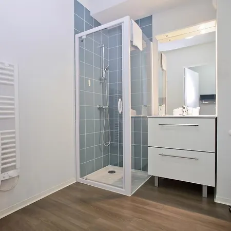 Odalys Le Jardin Des Lettres 3* Tours