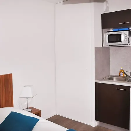 Odalys Le Jardin Des Lettres Apartment