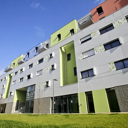 Odalys Le Jardin Des Lettres Apartment